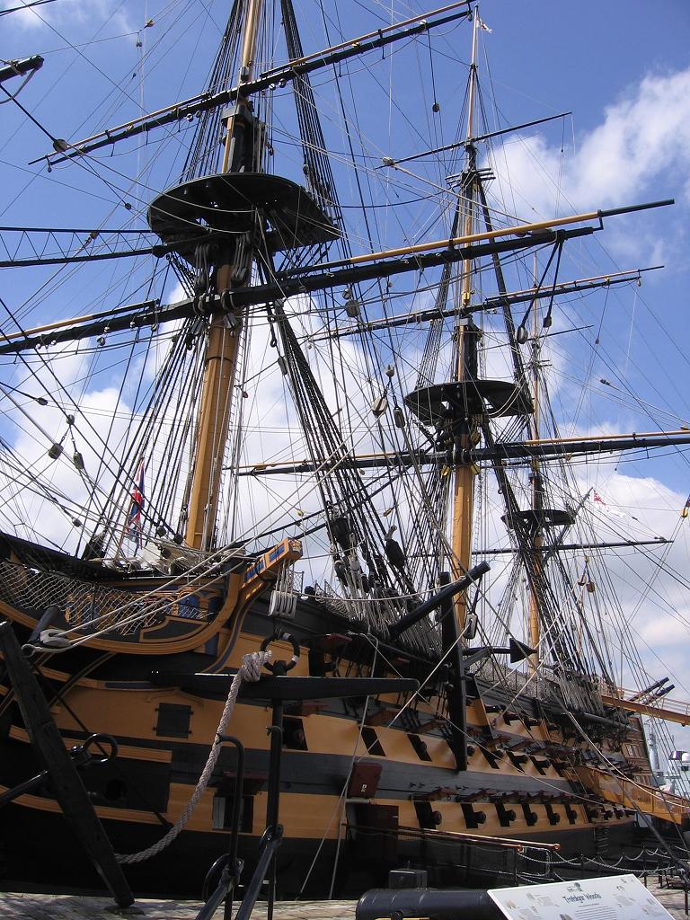 portsmouth-01-hms-victory.jpg